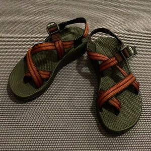 Womens chacos sandals